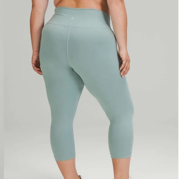 Lululemon Wunder Train High Rise Crop 21’ - Picture 4 of 5